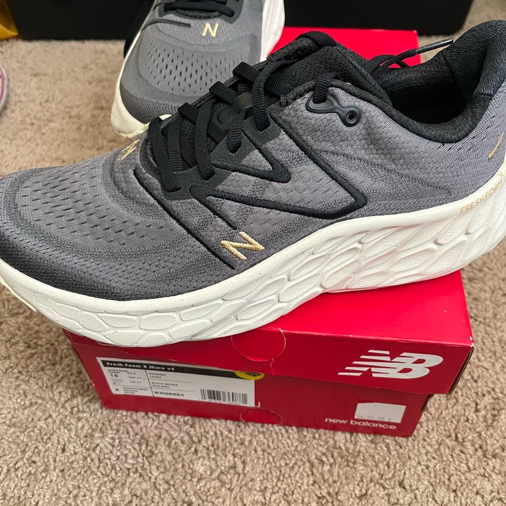 New Balance Black and Brown Running Shoes